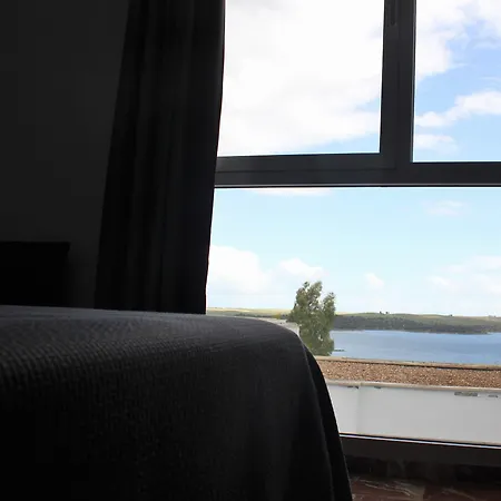 Apartament Embalse De Orellana *