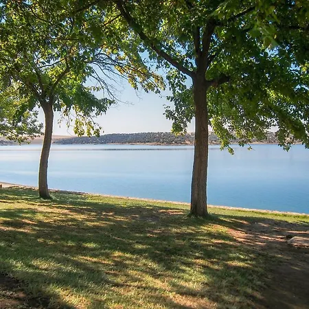 Embalse De Orellana Appartement *