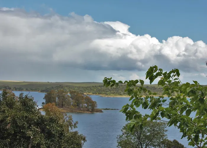 Embalse De Orellana Apartment *